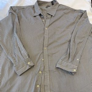 Van Heusen Long Sleeve Dress Shirt